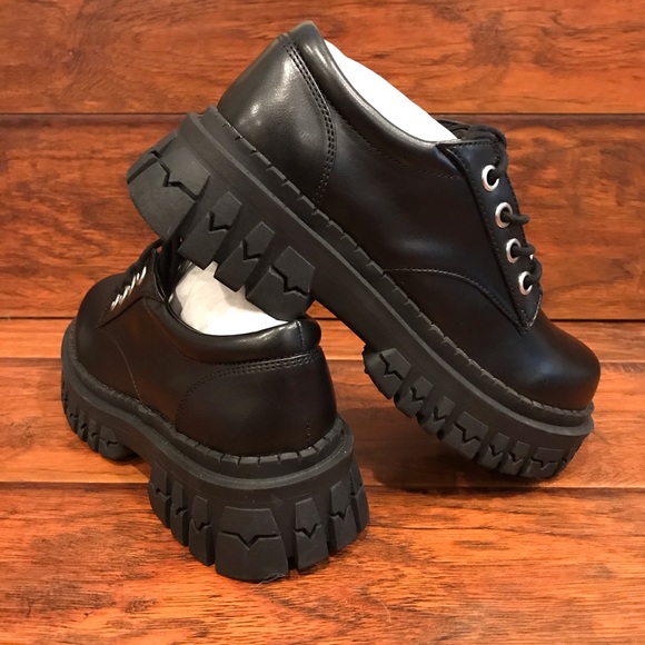 dELiA*s Shoes Delias By Dolls Kill Teen Craft Oxford